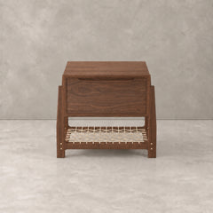 Dalenor Riempie Pedestal | 1 Drawer