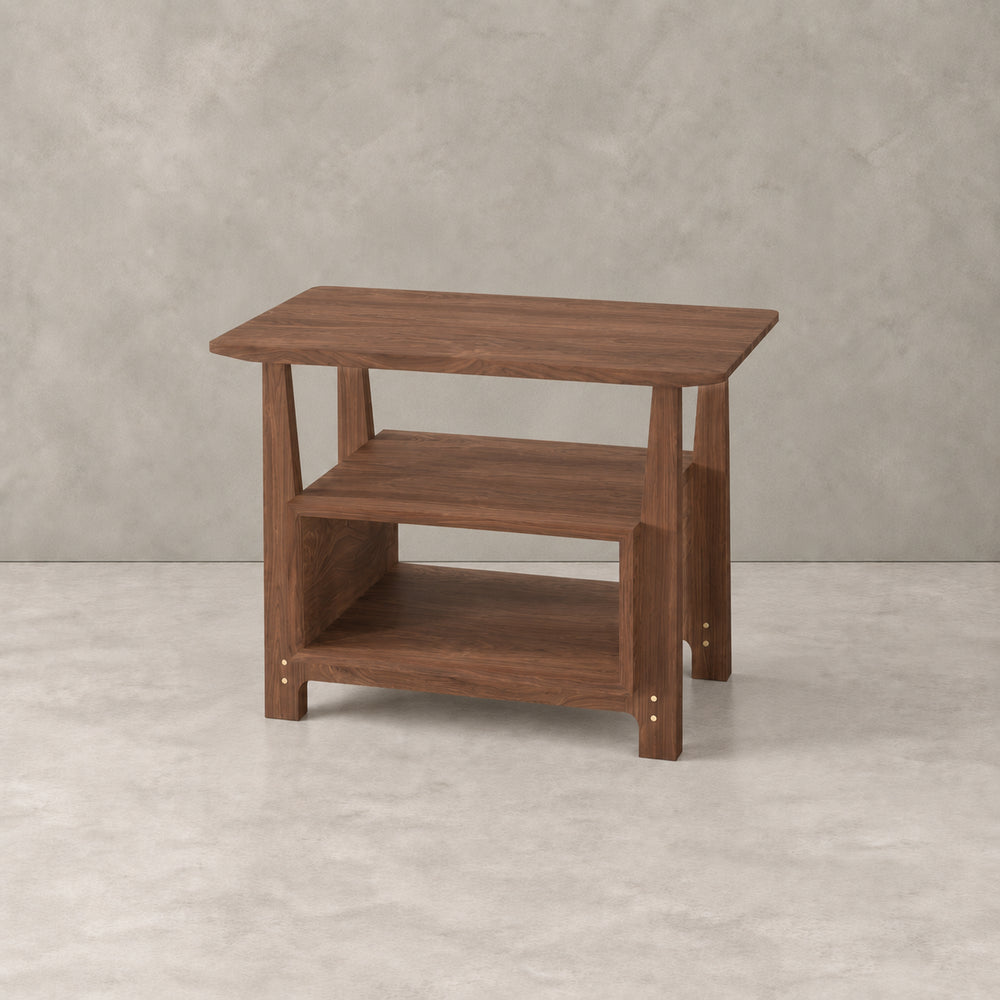 Dalenor Pedestal Table | Open Compartment