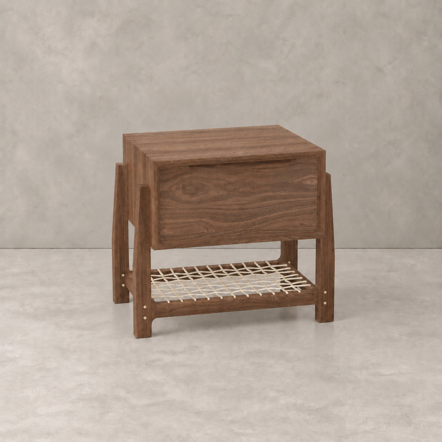 Dalenor Riempie Pedestal | 1 Drawer