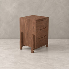 Dalenor Tall Pedestal | 3 Drawer